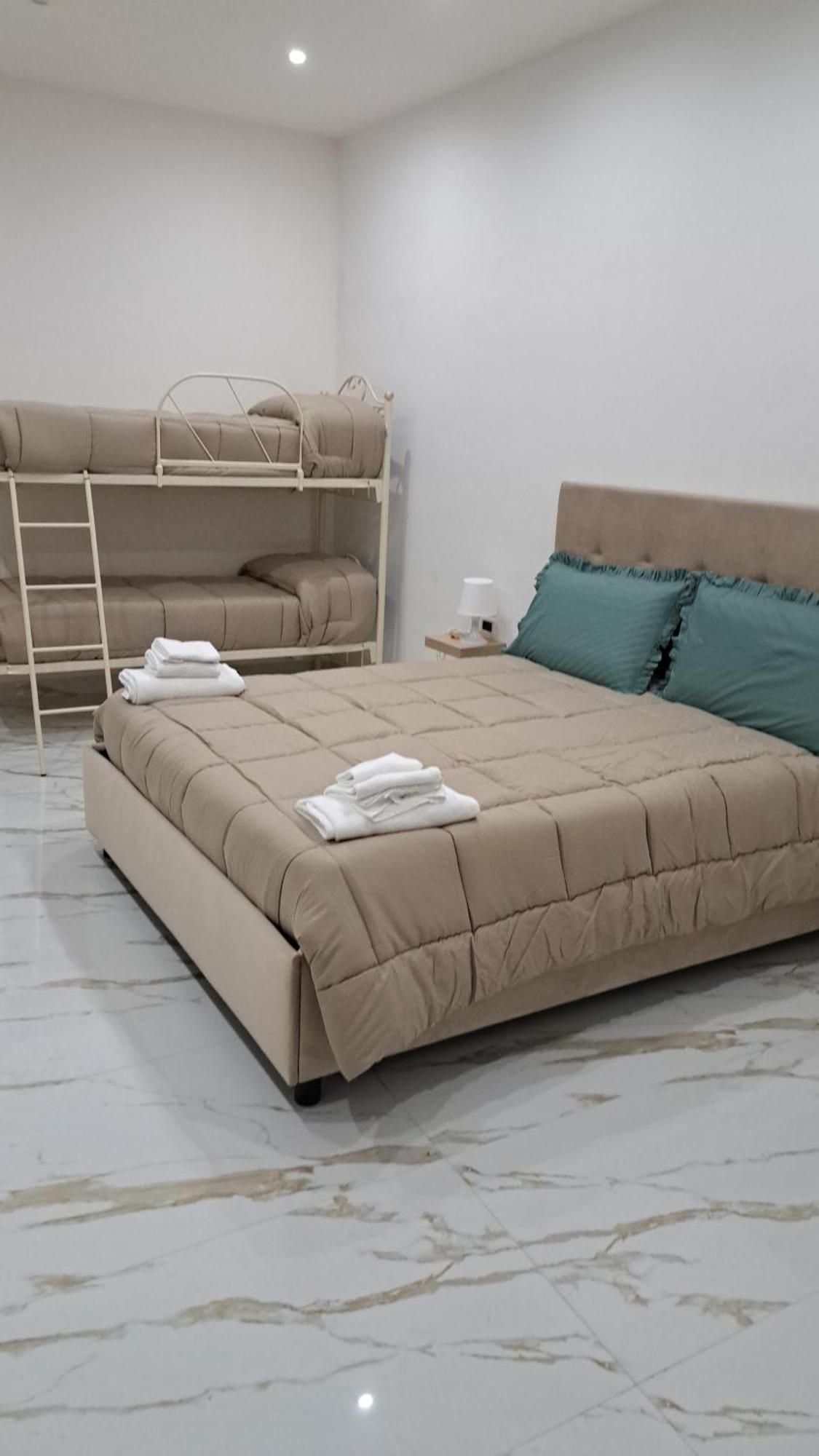 Appartement O Vascio E Nannin à Naples Extérieur photo